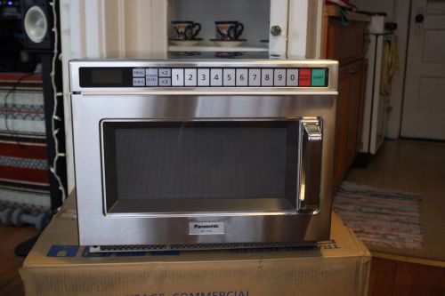 Panasonic NE-17521 1700 Watt Commercial Microwave Oven