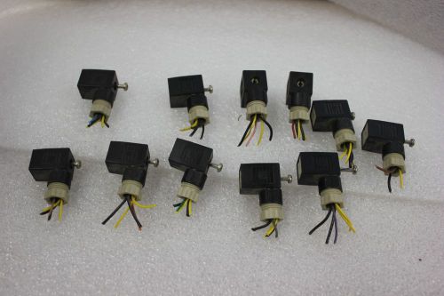 Lot of 17 MPM mini valve connectors for Humphrey M3E1 (2 without scrow) C-49