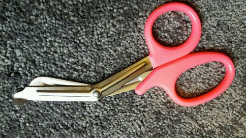 Pink trauma shears-EMT,FIRE,PD