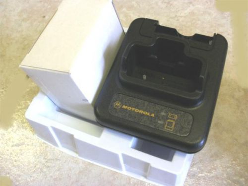 Motorola Keynote pager wall charger. NLN3305C. BRAND NEW...AWESOME DEAL
