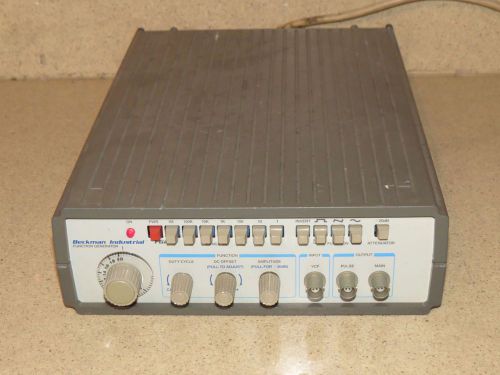 BECKMAN INDUSTRIAL FUNCTION GENERATOR  FG2 A  117V, 50/60Hz, 15v AMAX