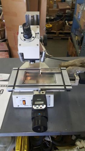 MITUTOYO Toolmaker Microscope TM-100,176,2x Obj,15x eye,2pc 164 Digimatic Heads,