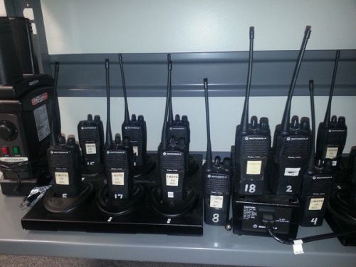 Motorola Radius CP200 Crew Radios Base Charger Six Per Unit - WPLN4171AR MUC