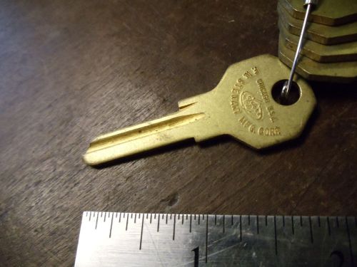 VINTAGE F.W. STEWART MFG CORP. BLANK CIRCLE S KEY H 295