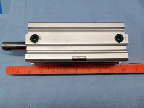 SMC PNEUMATIC CYLINDER CQ2B63 125DC X657 MACHINE SHOP INDUSTRIAL MADE IN JAPAN