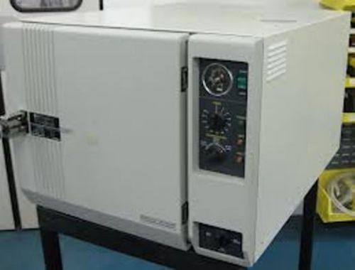 Tuttnauer 3870M    Autoclave    STERILIZER  medical dental lab, vet