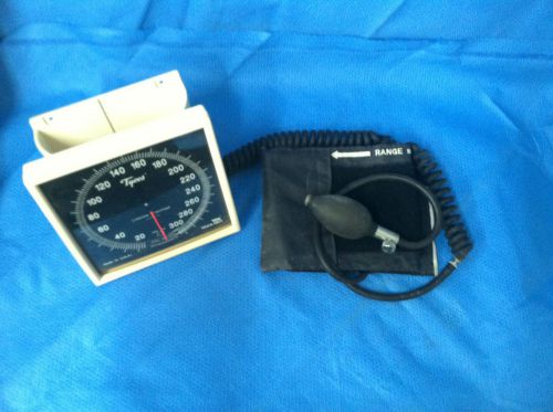 Welch Allyn Tycos SPHYGMOMANOMETER, Blood Pressure Monitor