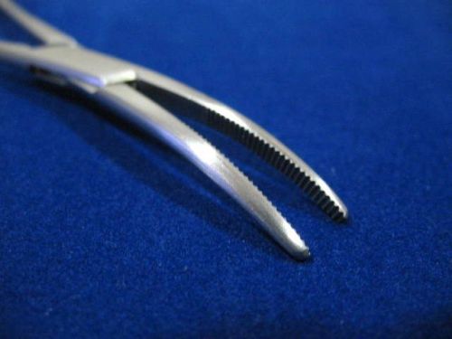 3 O.R GRADE KELLY HEMOSTAT LOCKING SURGICAL FORCEP 5.5&#034; CURVED SERRATED