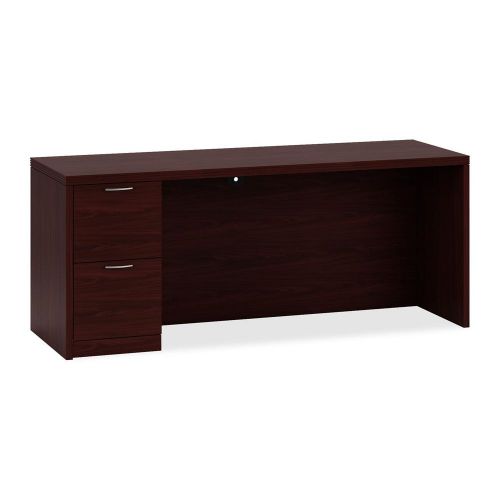 The Hon Company HON115904LAFNN Valido Series Laminate Mahogany Desk Ensemble