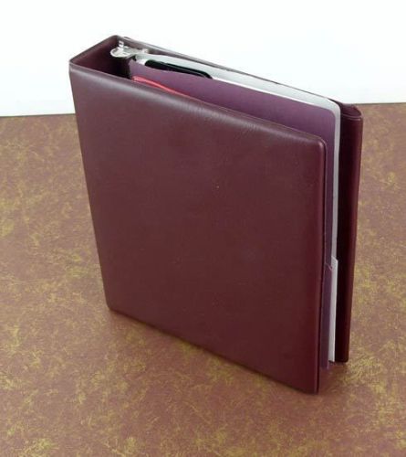 Daytimer antique vinyl planner 7 ring binder with accessories for sale