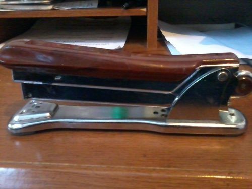 ACELINER MODEL 502  BROWN/BLACK OFFICE DESK STAPLER CHROME VINTAGE