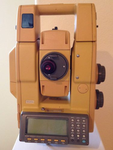 TOPCON GTS-802A DUAL DISPLAYS TOTAL STATION WHIT Topcon RC-2H Radio Handle