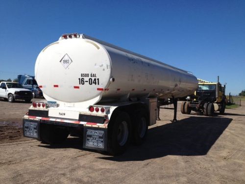 Fuel storage tanker, jobsite, hose reel self contained with engine &amp; pump 8500 for sale