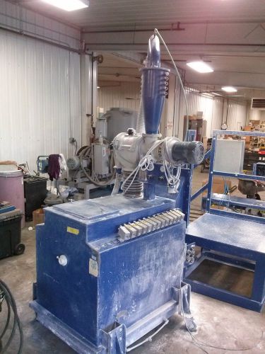 Nordson 200lb Fluidizing Hopper w/ Azo Sieve, Accumulator &amp; 13 Powder Pumps