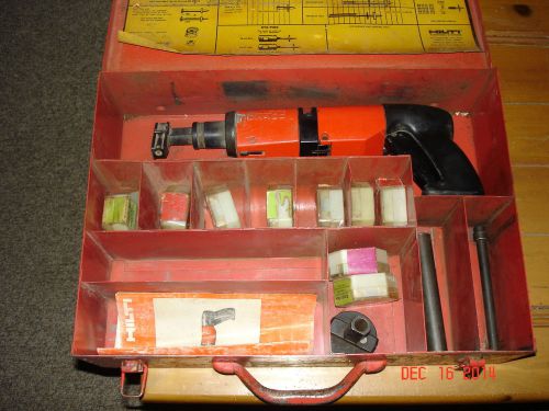 Hilti DX 400B Powder Actuated Piston Drive Tool w/ Case &amp; Accessories