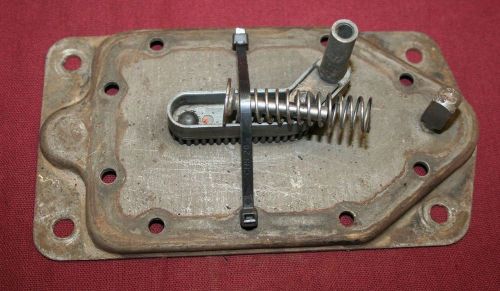 Briggs &amp; Stratton Oil Pan &amp; Pump Gas Engine Motor Flywheel