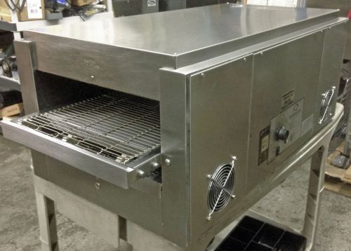 Star holman qt14 conveyor sandwich warmer for sale