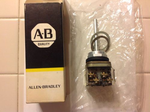 Nib allen bradley 800t-m1b toggle switch 2no/2nc * for sale