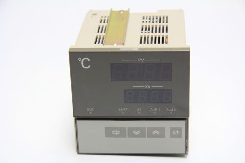 OMRON E5AX-A TEMPERATURE CONTROLLER  (65AT)