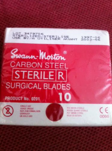 100 x SWANN MORTON No. 10 SCALPELS CARBON STEEL STERILE SURGICAL BLADES