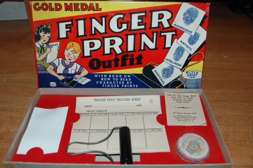 VINTAGE GOLD MEDAL TOY FINGERPRINT KIT IN ORIGINAL BOX