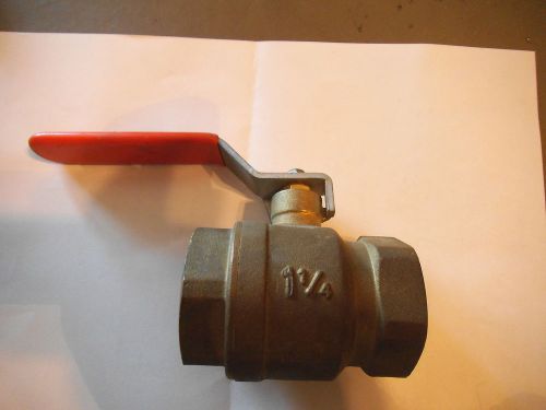 RED-WHITE BALL VALVE 1-1/4&#034; F THREADED NPT 150WSP 600 WOG FIG 5044F BRASS  - NEW