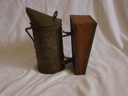 Vintage Bee Keeper Bellows Smoker