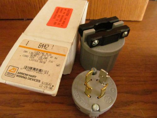 Cooper LOCKING CONNECTOR PLUG male 20amp 3 phase L18-20P #6442 (T-94)