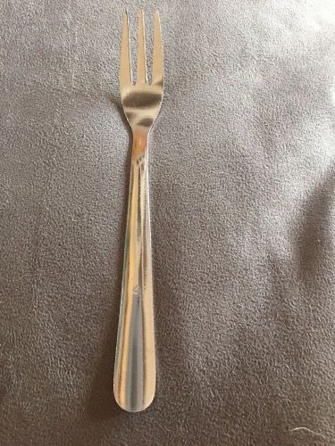 12 COCKTAIL/OYSTER FORKS WINDSOR FLATWARE