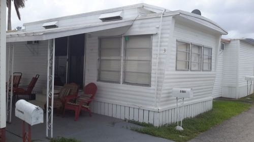 Beautiful trailer in center of hallandale beach