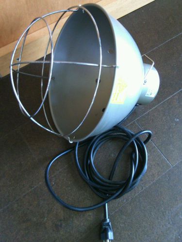 Canarm Livestock Heat Lamp Farm Lambs Kids Hens Piglets Poultry Rabbits New Born