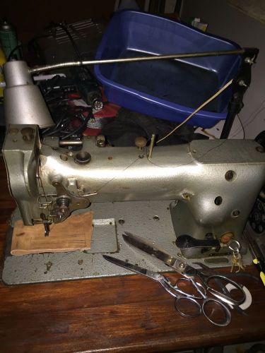 Industrial Sewing Machine Singer 111 G156