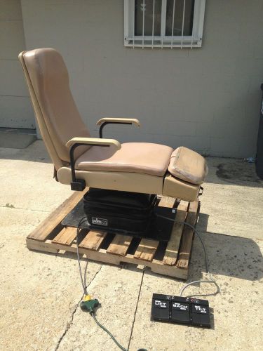 PDM Electric Power Exam Chair Adjustable Procedure Podiatry , Gyno, Dentist Doc