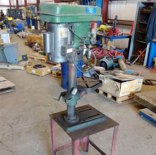 CENTRAL MACHINERY 16 SPEED 3/4HP HEAVY DUTY DRILL PRESS MODEL 586