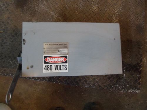 I-T-E 200AMP XL-X FUSIBLE SWITCH PLUG #921937 600VAC CAT#RV364G 3PH 3W USED