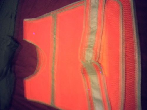 HIGH VISIBILITY SAFETY VEST