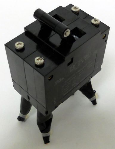 IDEC IZUMI NRBM2100 2-POLE CIRCUIT BREAKER PROTECTOR SWITCH 220V 2A