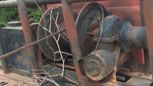 TULSA WINCH LOCATED IN HENNESSEY OKLAHOMA