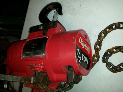 Dayton 29xl87 air chain hoist 1/2 ton 20ft lift 45 fpm 90 psi 1,000lbs for sale