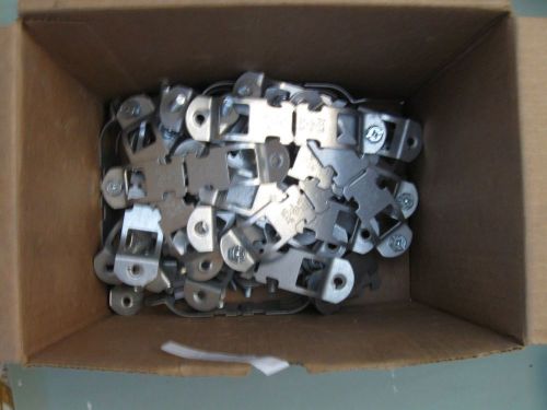 Cooper B-Line 1 1/4 EMT or Rigid break apart clamp BPC-20, Quantity (40)