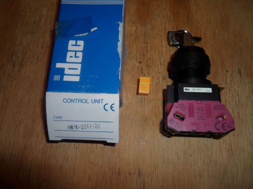 IDEC HW1K-2B11-2H KEY SWITCH 2 POSITION (NEW IN BOX)