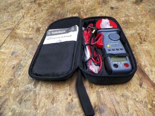 Radioshack true-rms digital clamp-on ac/dc multimeter 22-172 (lot 3812) for sale