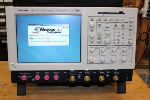 Tektronix TDS 7154 Digital phosphorous 1.5 GHz GS DPO and accesories