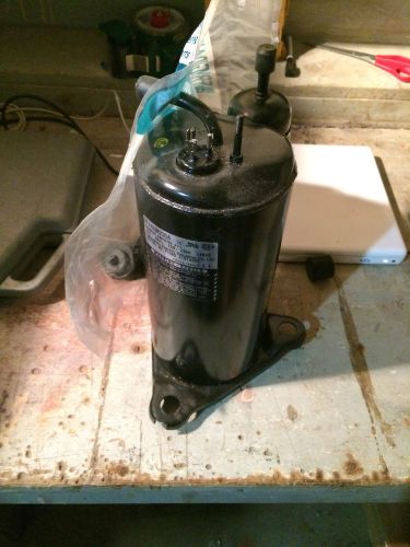 A/C COMPRESSOR PANASONIC 2P14S3R236A 9165 BTU 208/230V