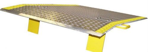 Dock Plate 72&#034; x 30&#034; Diamond Tread Plate With Handles 5,400# Cap 7&#034; Legs