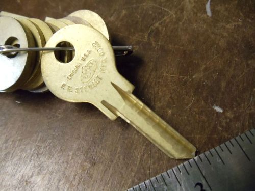 VINTAGE F.W. STEWART MFG CORP. BLANK CIRCLE S KEY 264