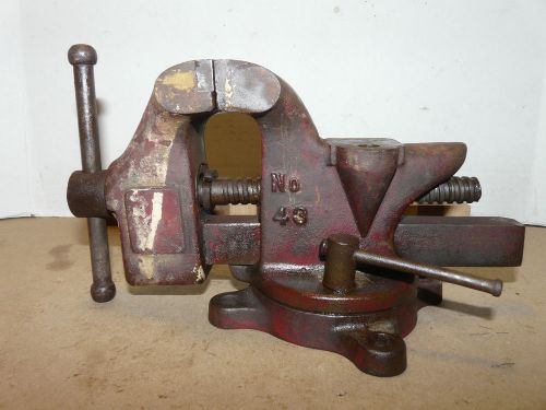 Vintage COLUMBIAN Swivel Base Bench Vise/Anvil D43 INV9979