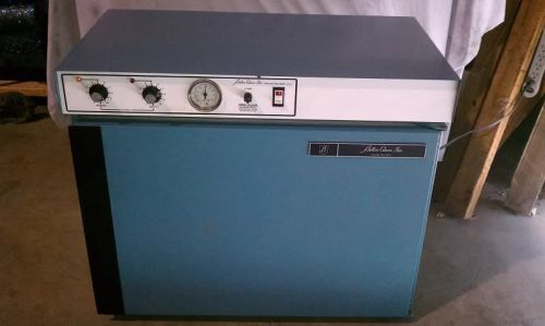 Bellco Glass Co. Incubator Cat# 7728-02005