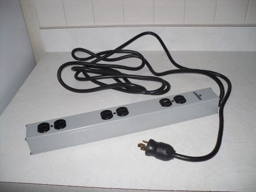 Leviton power pole 6 outlet twist lock 19&#034; 2119d-l06 20a 125v locking strip new for sale