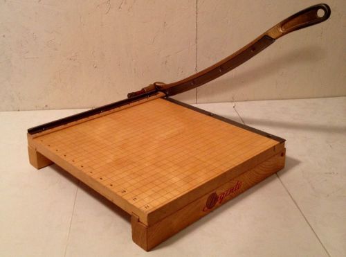 Vintage Ingento 12&#034; No. 4 School Paper Cutter Cast Iron NICE